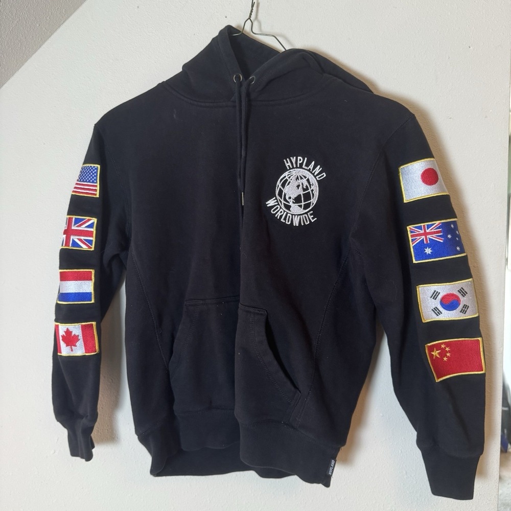 Hypland Worldwide Flags Hoodie Black Size M International Flag Patch Sleeves